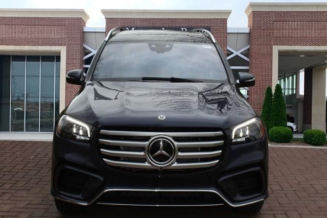 2024 Mercedes-Benz GLS 450 4MATIC 2