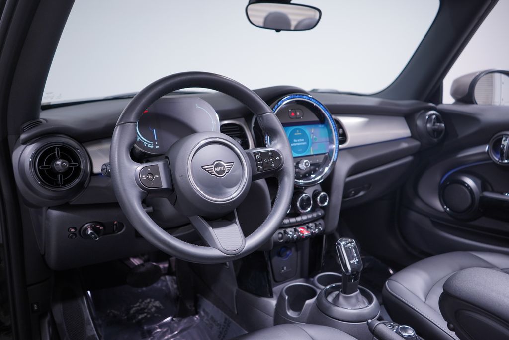 Thumbnail: 2022 MINI Cooper - 10