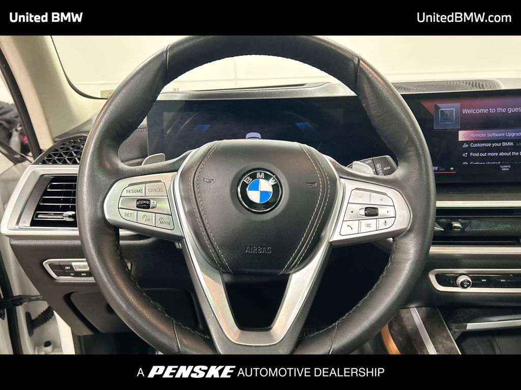 Thumbnail: 2023 BMW X7 - 14