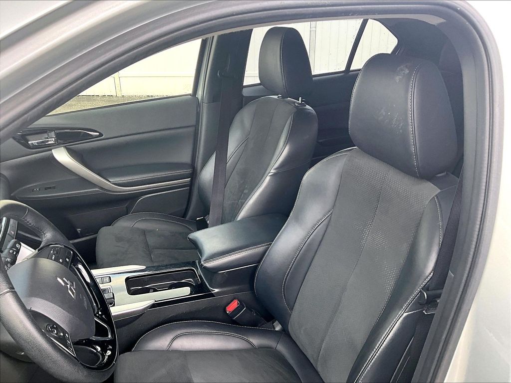 2024 Mitsubishi Eclipse Cross — photo 10