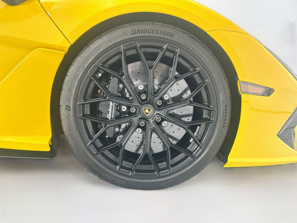 Thumbnail: 2024 Lamborghini  - 28