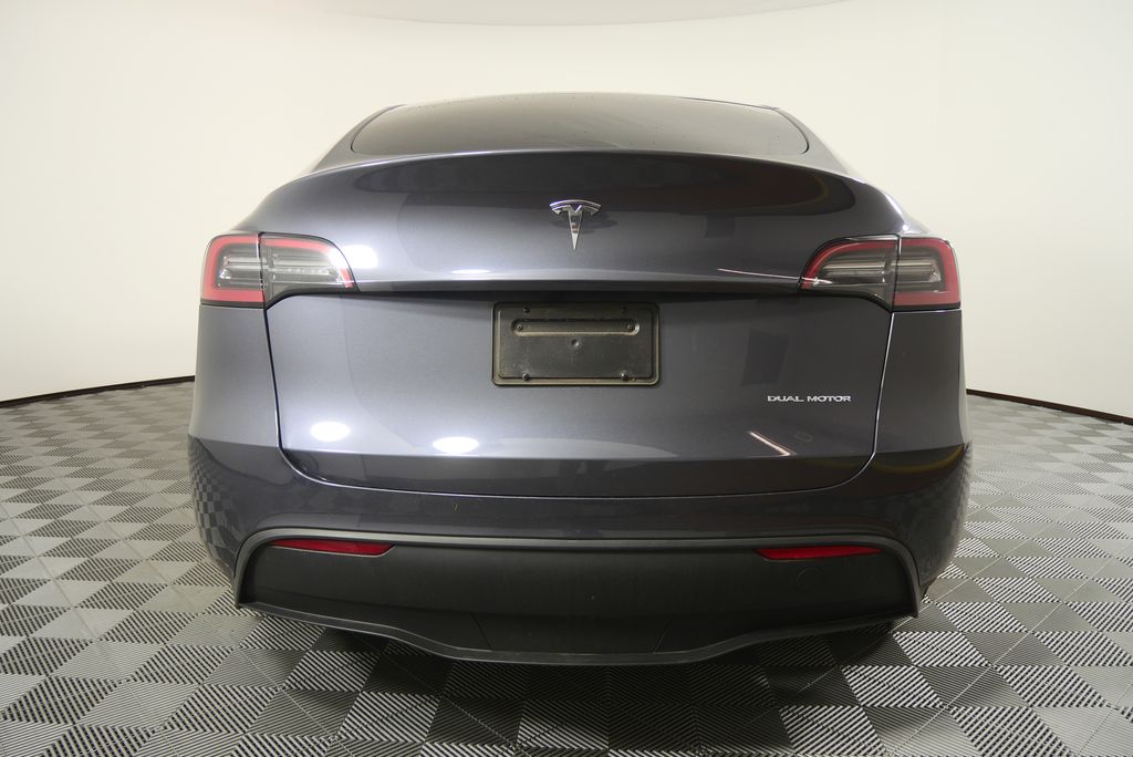 Thumbnail: 2023 Tesla Model Y - 4