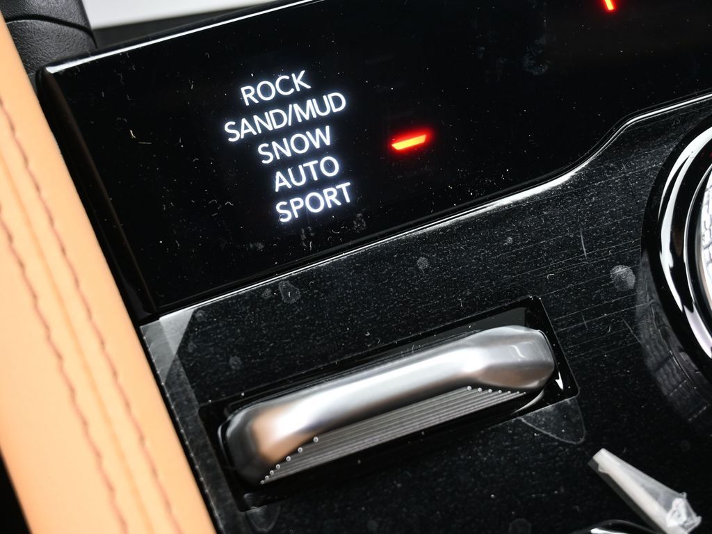 New 2025 Silver Zynith Jeep Summit image 22