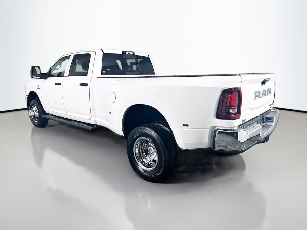 New 2026 White Ram Tradesman 12in Dually image 5