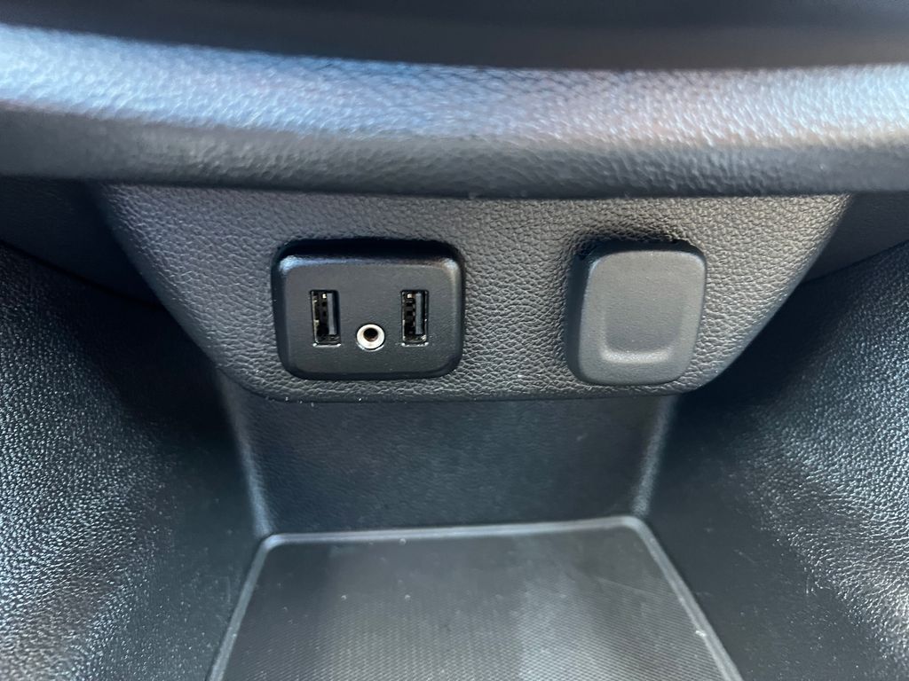 Thumbnail: 2019 Chevrolet Traverse - 27