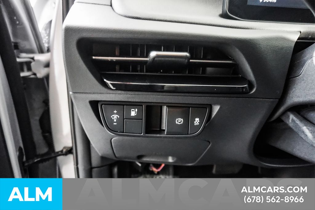 Used 2025 Gray Kia Light image 31