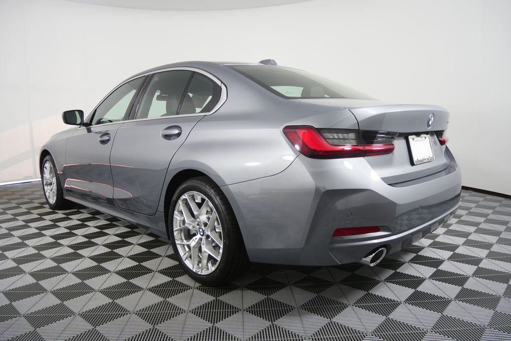 Thumbnail: 2025 BMW 3 Series - 5