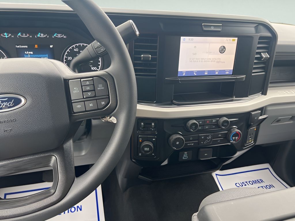 2025 Ford F-350SD