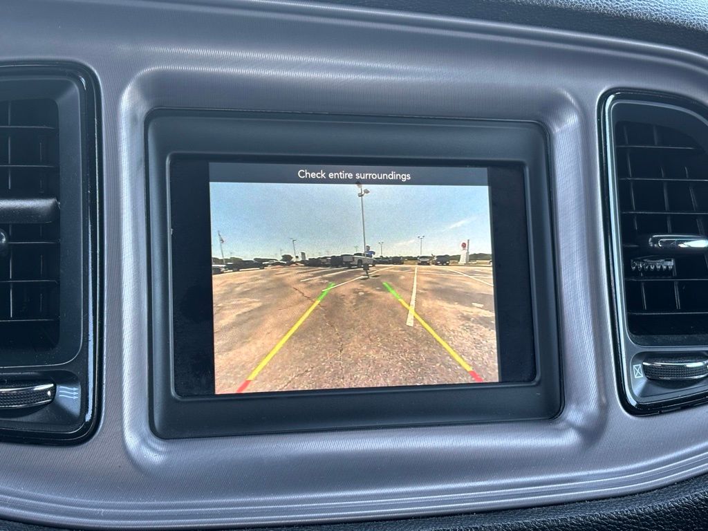 2023 Dodge Challenger SXT photo