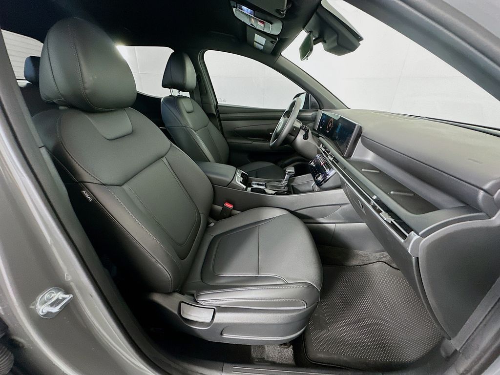 Thumbnail: 2026 Hyundai Santa Cruz - 24