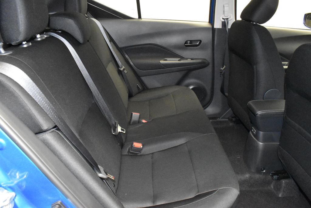 Thumbnail: 2025 Nissan Kicks - 30