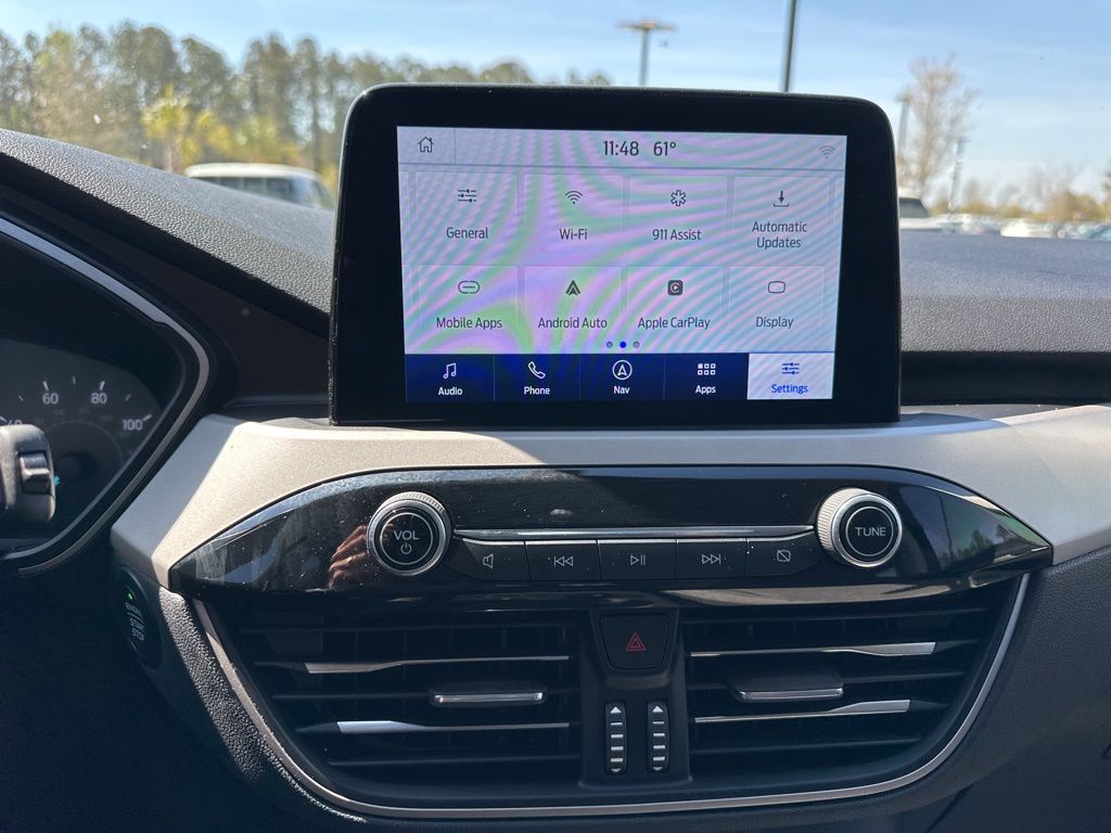 2021 Carbonized Gray Metallic Ford Escape SE FWD SUV