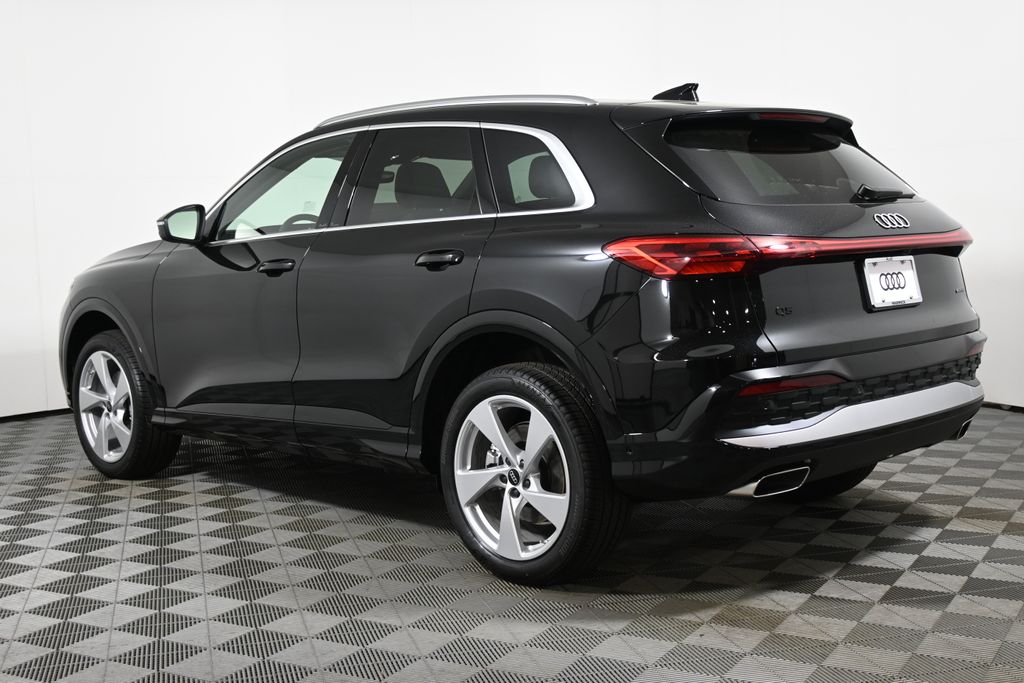 Thumbnail: 2025 Audi Q5 - 5