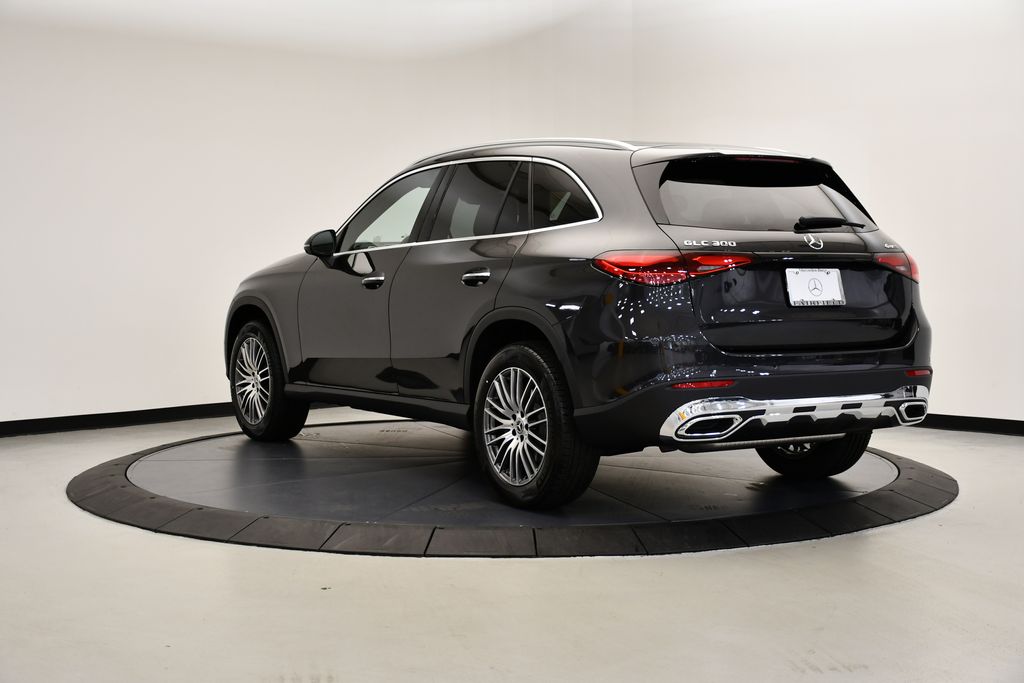 2025 Mercedes-Benz GLC 300 3