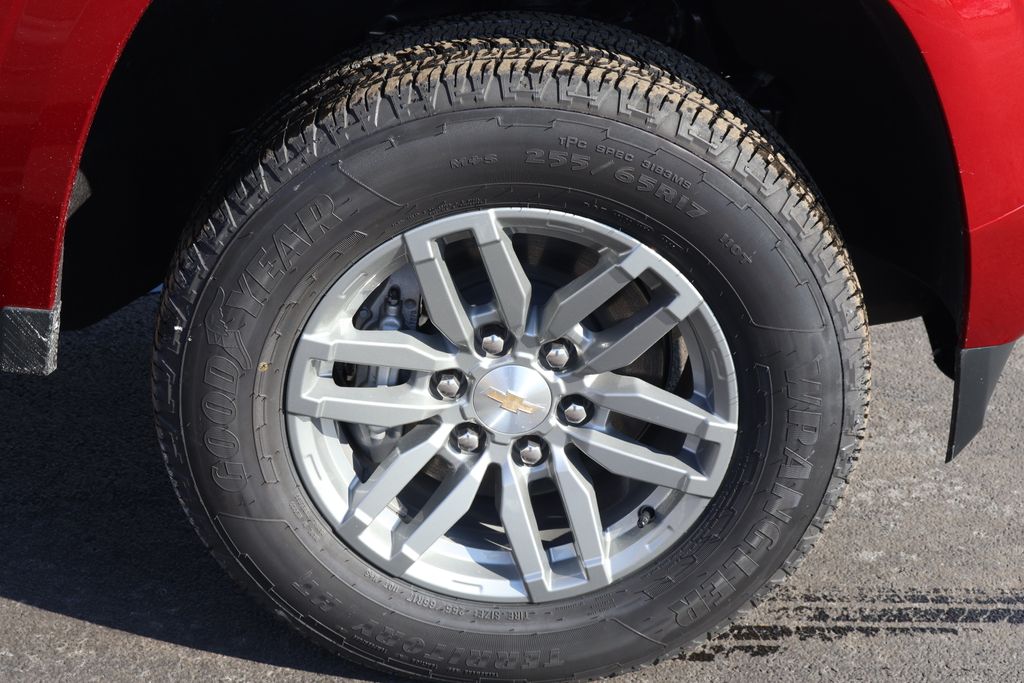 Thumbnail: 2026 Chevrolet Colorado - 11