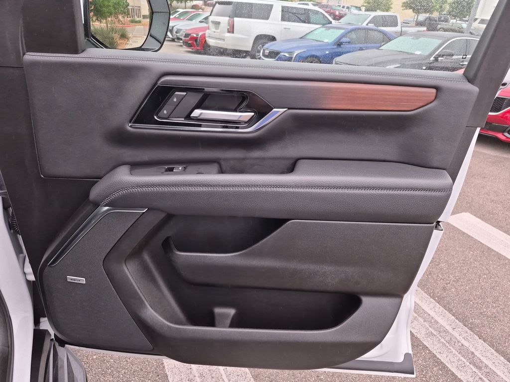 Used Car 2025 Gmc Yukon  Denali For Sale Under $70,000 In Austin, Texas
