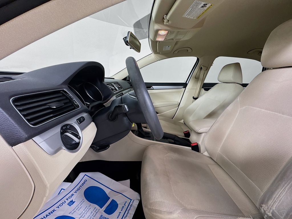 Used Car 2017 Volkswagen Passat  1.8t S For Sale Under $10,000 In Austin, Texas