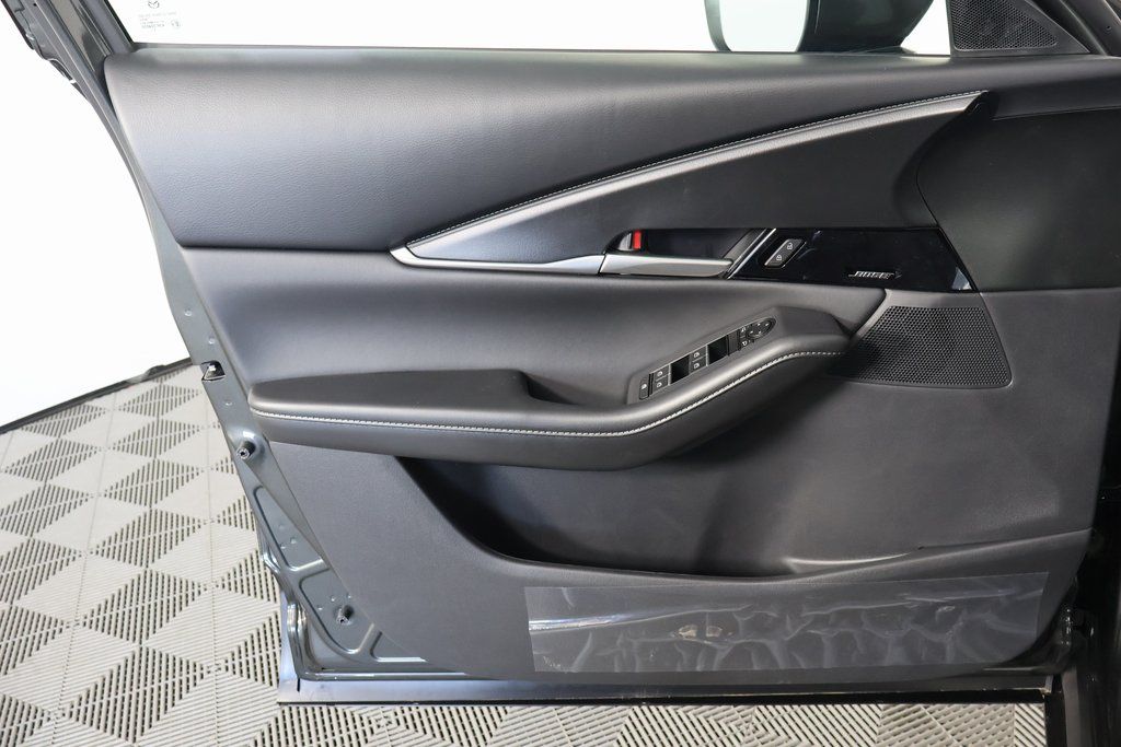 Thumbnail: 2026 Mazda CX-30 - 8