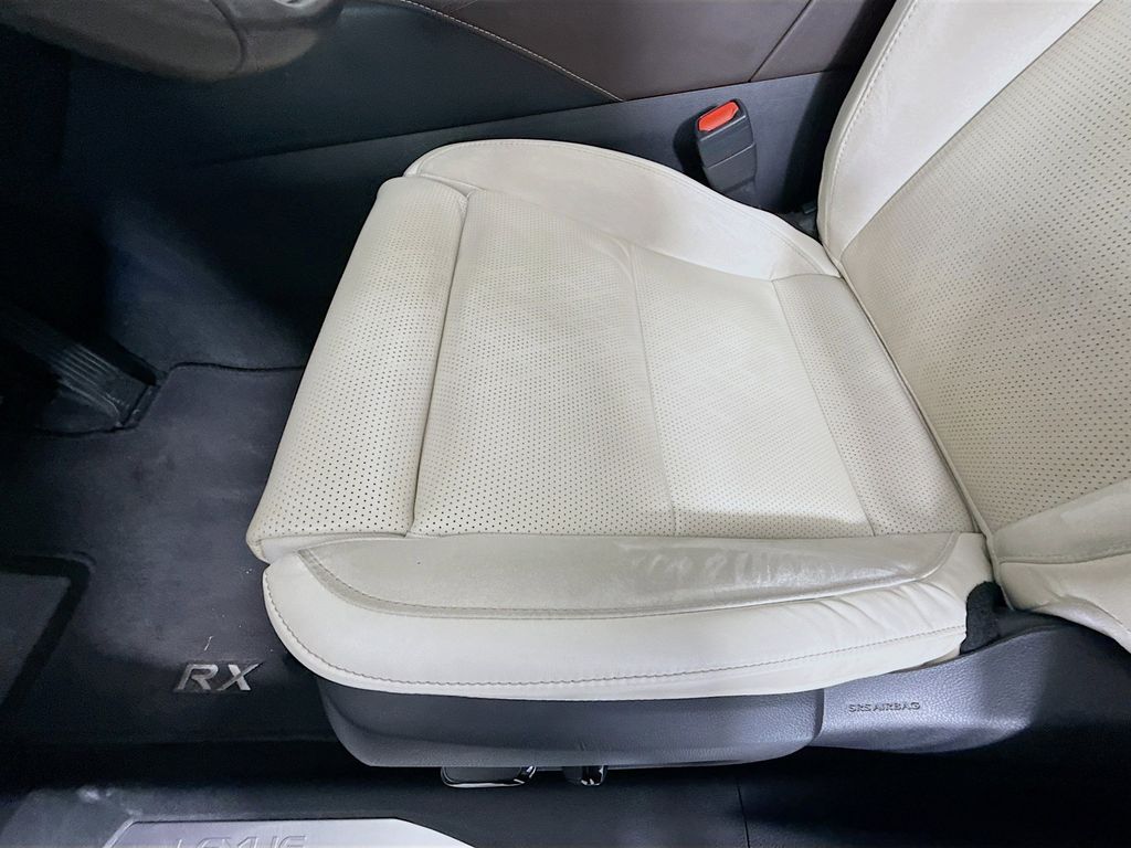 Thumbnail: 2023 Lexus RX - 19