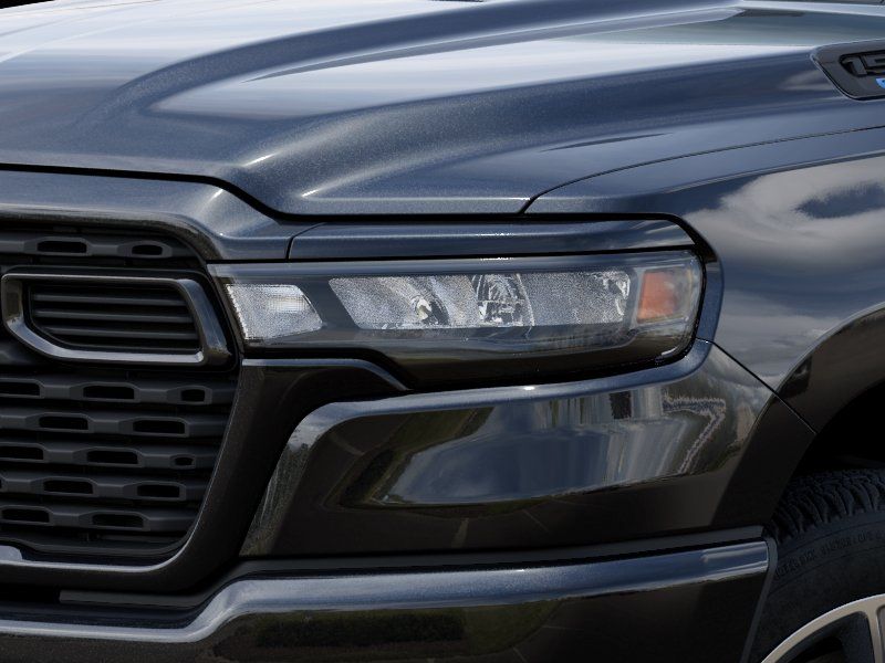 New 2026 Diamond Black Crystal Pearlcoat Ram Express image 10