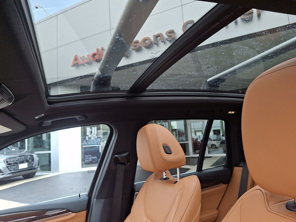 Thumbnail: 2021 BMW X3 - 14