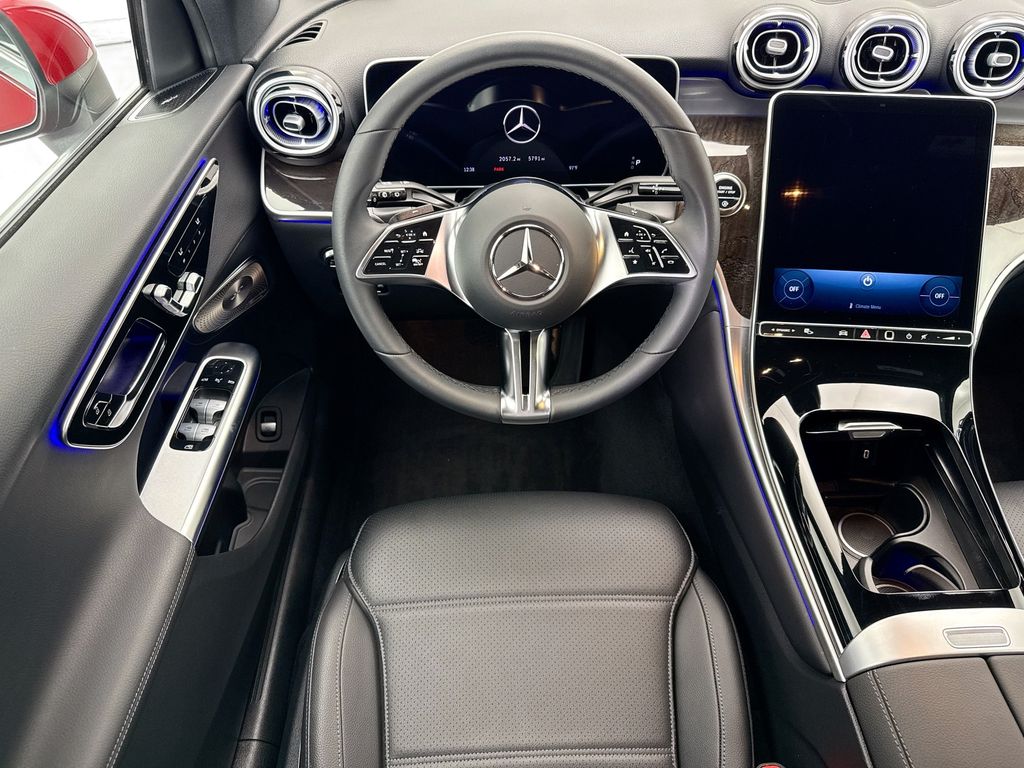 Thumbnail: 2026 Mercedes-Benz GLC - 10