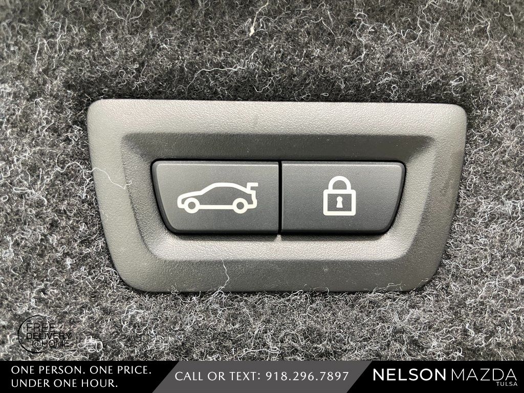 Used 2017 Green BMW 540i image 37