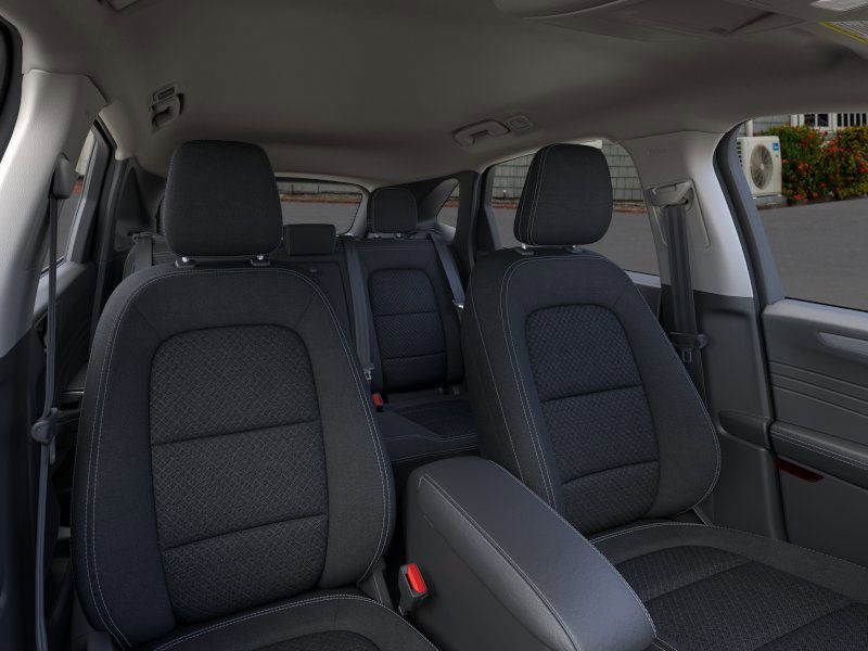 Used 2025 Silver Ford Active image 10