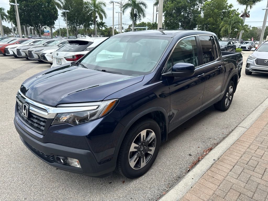 Used 2017 Blue Honda RTL image 3