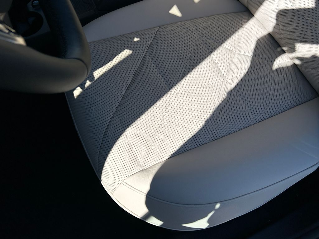 Thumbnail: 2026 BMW iX - 15