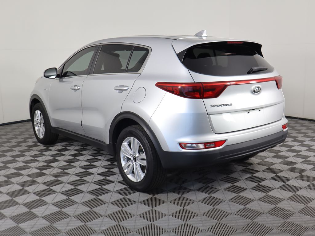 Thumbnail: 2017 Kia Sportage - 7