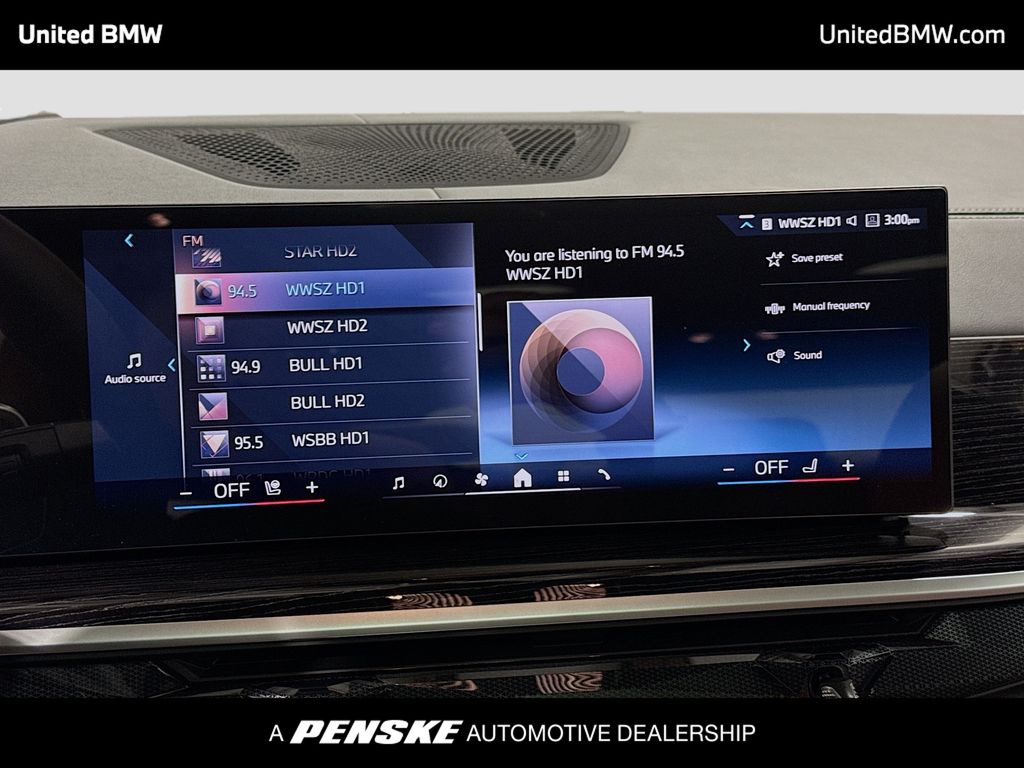 Thumbnail: 2027 BMW X7 - 8