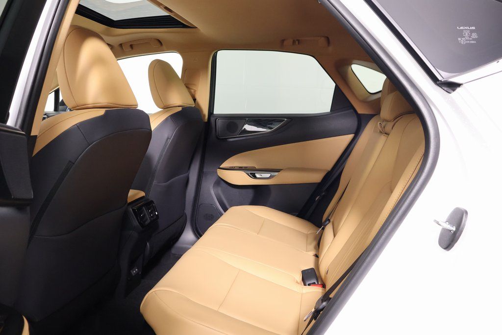 2025 Lexus NX Hybrid 350h Premium 6