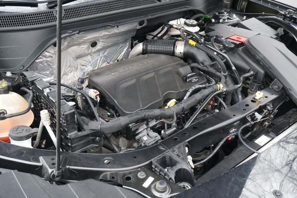 Thumbnail: 2024 Chevrolet Trax - 15