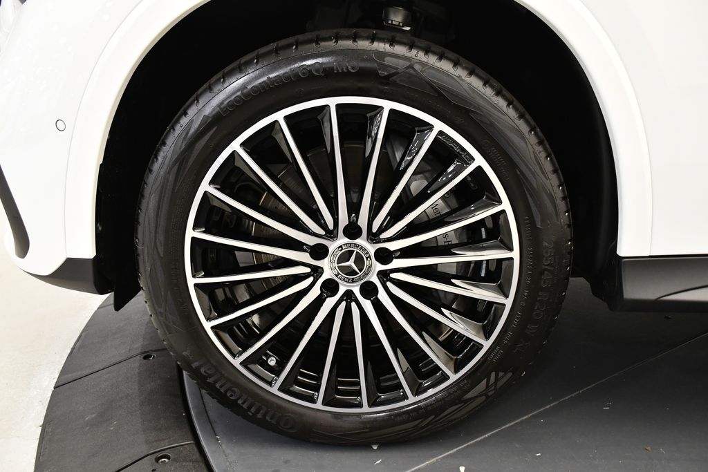 Thumbnail: 2025 Mercedes-Benz GLC - 12