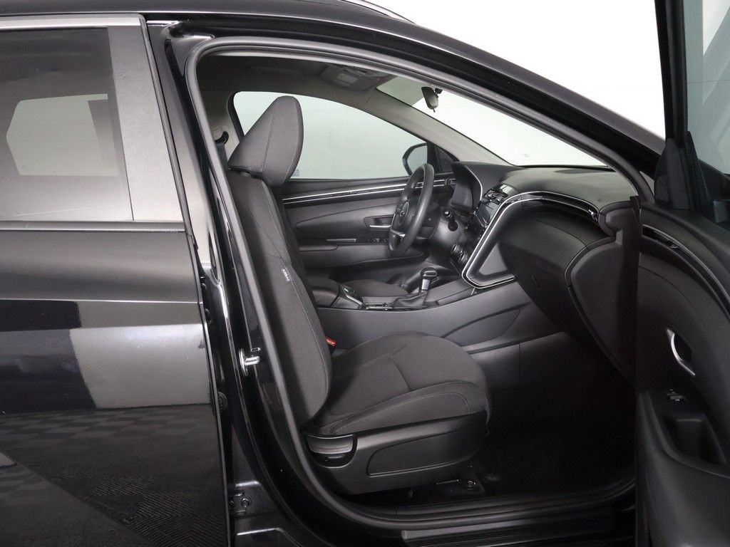Used 2023 Black Hyundai SEL image 26