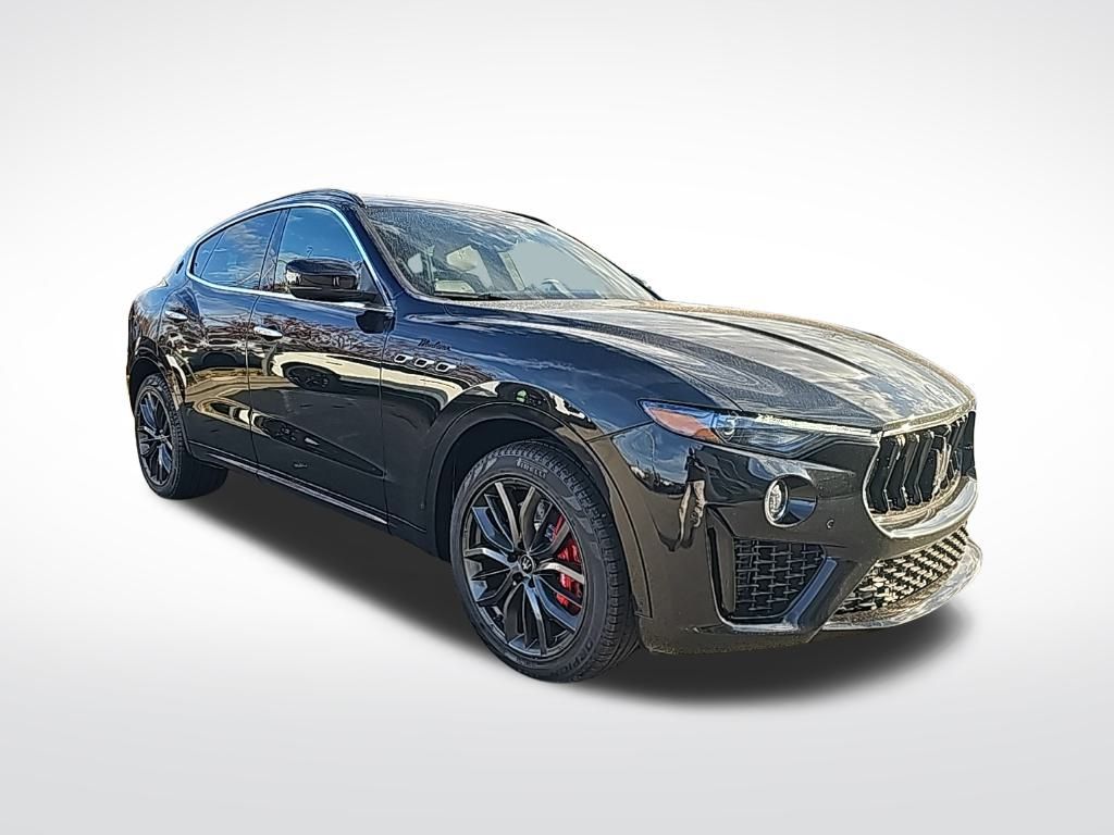 2022 Maserati Levante Modena 3