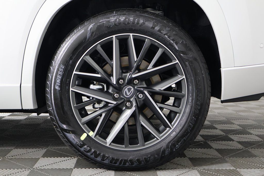 Thumbnail: 2026 Lexus TX - 11