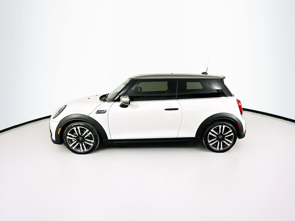 2024 MINI Cooper S 8