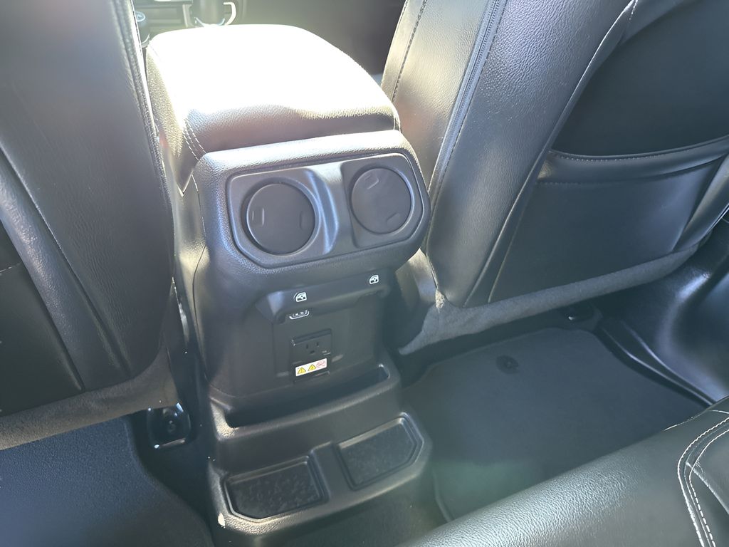 Used Car 2022 Jeep Wrangler  For Sale Under $35,000 In Austin, Texas