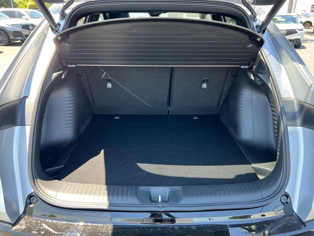 Thumbnail: 2025 Acura ADX - 23