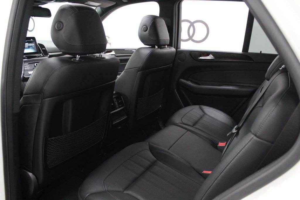 Thumbnail: 2017 Mercedes-Benz GLE - 22