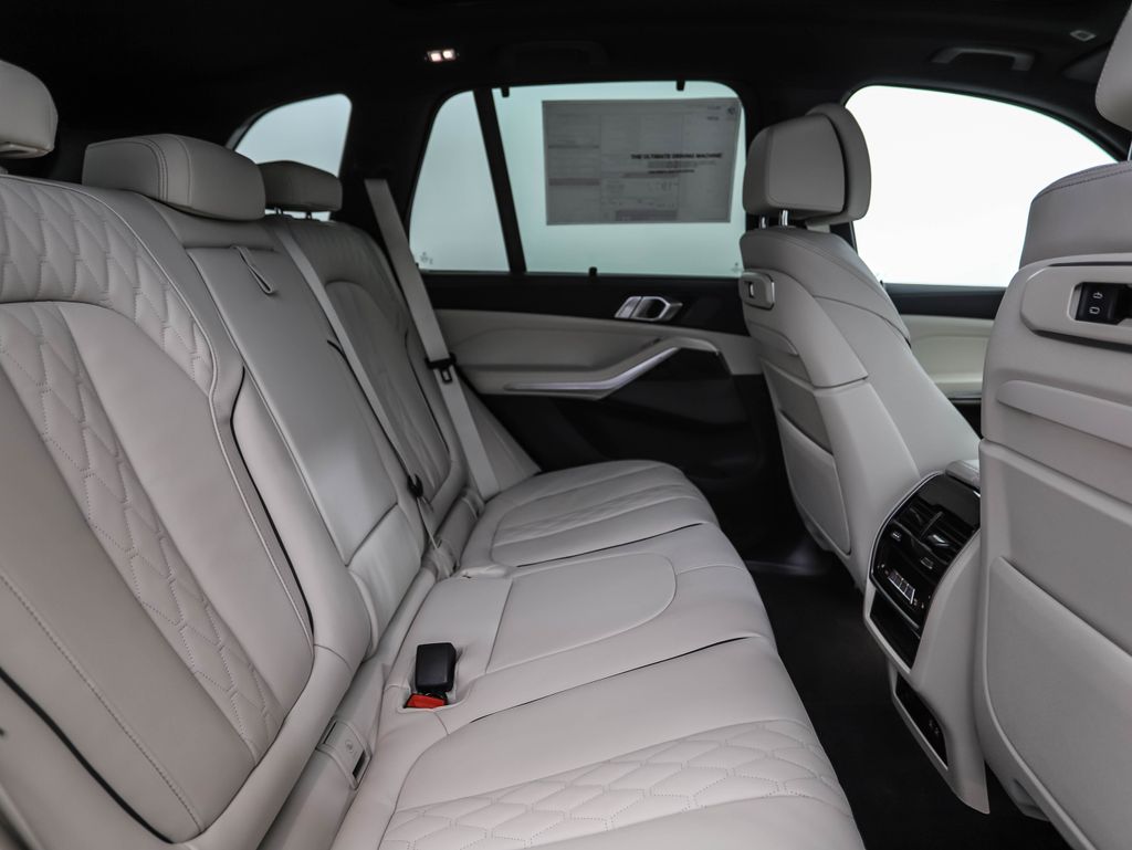 Thumbnail: 2026 BMW X5 - 26