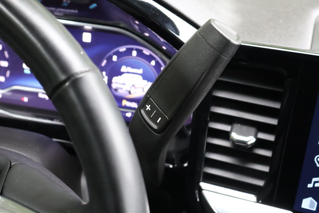 2023 Chevrolet Silverado 1500 LT 19