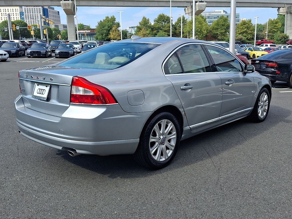 Thumbnail: 2011 Volvo S80 - 4