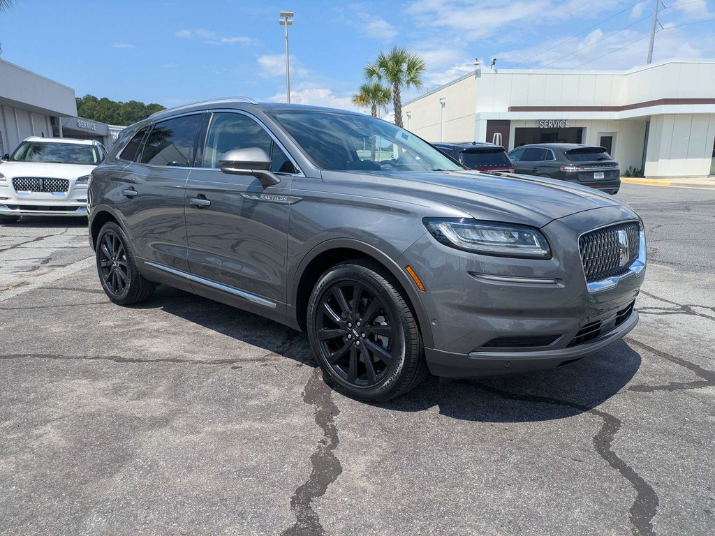 2023 Lincoln Nautilus Reserve