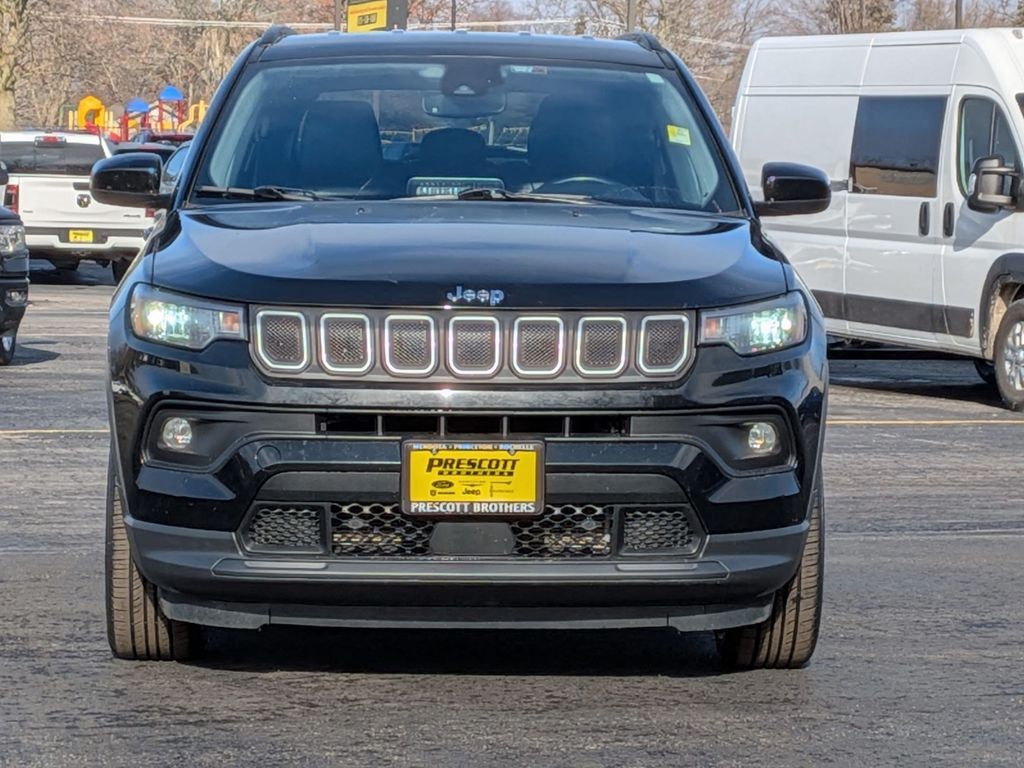 Used 2022 Jeep Compass Latitude with VIN 3C4NJDBB7NT150044 for sale in Mendota, IL