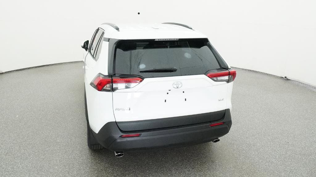 Thumbnail: 2025 Toyota RAV4 - 16