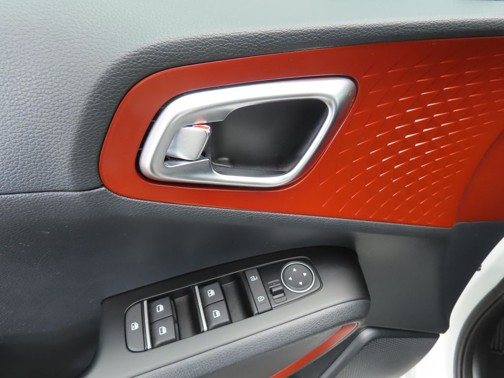 2023 Kia Soul GT-Line 23
