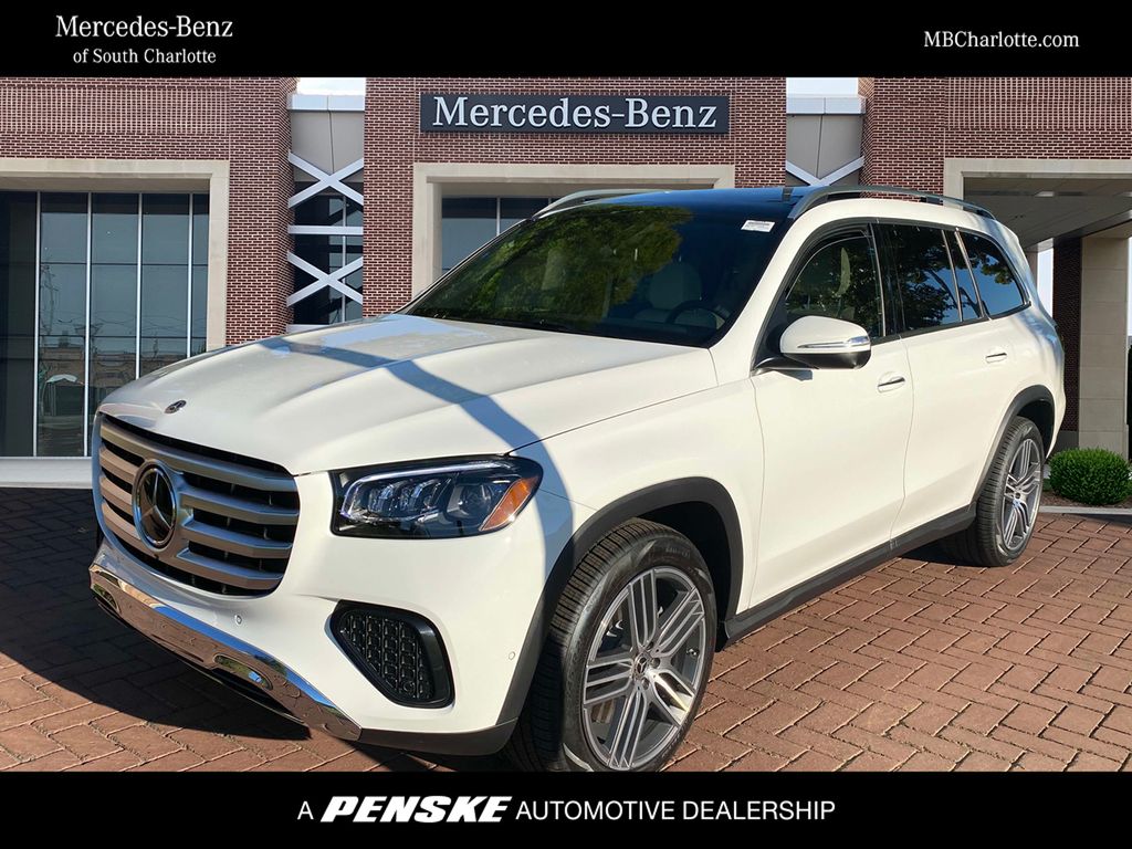 2025 Mercedes-Benz GLS 450 4MATIC -
                Pineville, NC